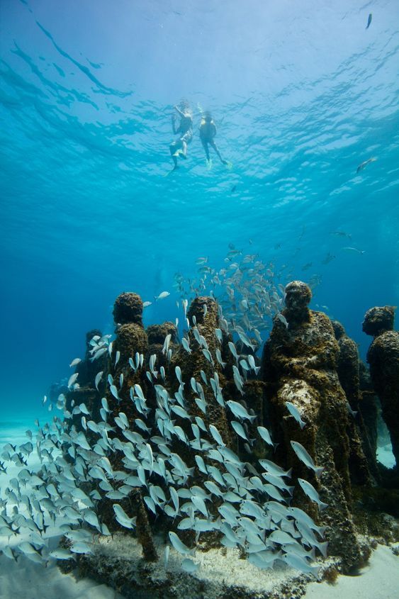 Museo Subacuático de Arte de Cancún